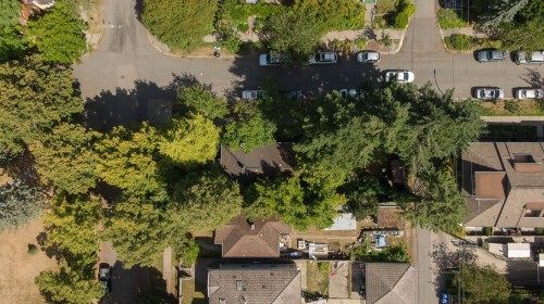 1194 18Th Avenue E, Vancouver, BC - Outdoor With View