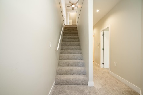 303-1768 55A Street, Delta, BC - Indoor Photo Showing Other Room