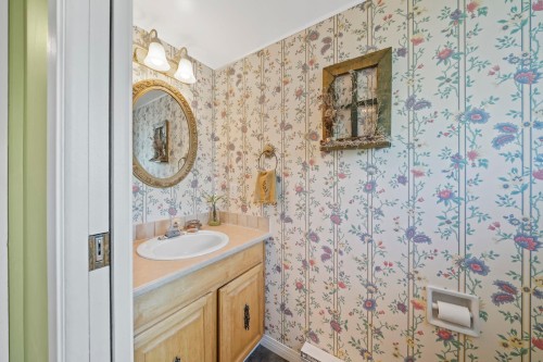 10631 Trepassey Drive, Richmond, BC - Indoor Photo Showing Bathroom
