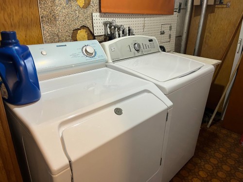 4042 Nootka Street, Vancouver, BC - Indoor Photo Showing Laundry Room
