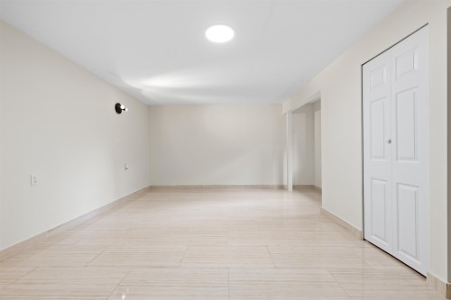 3755 Coast Meridian Road, Port Coquitlam, BC - Indoor Photo Showing Other Room