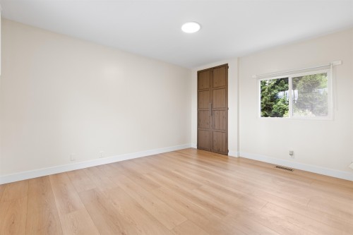 3755 Coast Meridian Road, Port Coquitlam, BC - Indoor Photo Showing Other Room