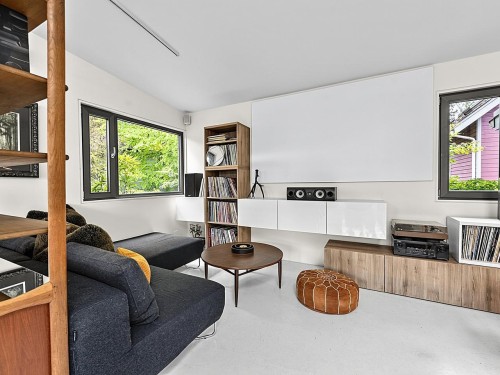 1557 20Th Avenue E, Vancouver, BC - Indoor