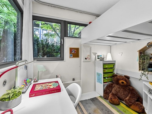 1557 20Th Avenue E, Vancouver, BC - Indoor