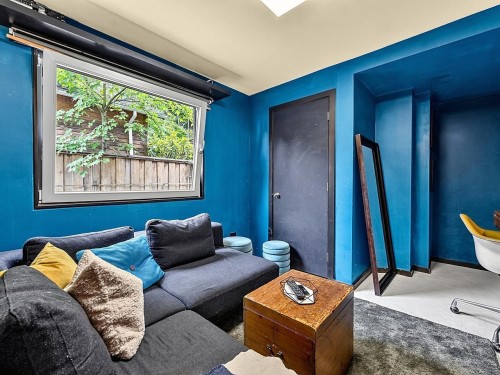 1557 20Th Avenue E, Vancouver, BC - Indoor