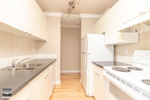 418-65 First Street , New Westminster, BC V3L 5K9 4