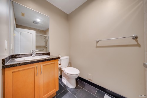 1043 Belvedere Drive, North Vancouver, BC - Indoor Photo Showing Bathroom