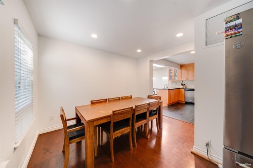 1043 Belvedere Drive, North Vancouver, BC - Indoor Photo Showing Dining Room