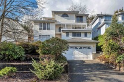 2225 Kaptey Avenue  Coquitlam, BC V3K 6C7