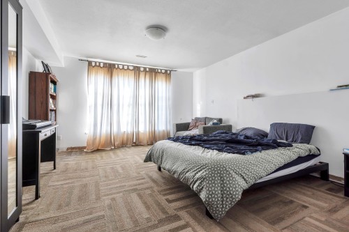 2225 Kaptey Avenue, Coquitlam, BC - Indoor Photo Showing Bedroom