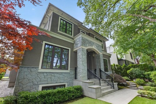 3818 Broadway W, Vancouver, BC - Outdoor