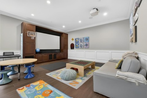 3818 Broadway W, Vancouver, BC - Indoor Photo Showing Other Room