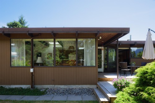 4568 Marineview Crescent, North Vancouver, BC - Outdoor With Deck Patio Veranda