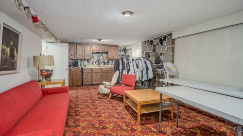 5433 Ash Street, Vancouver, BC - Indoor