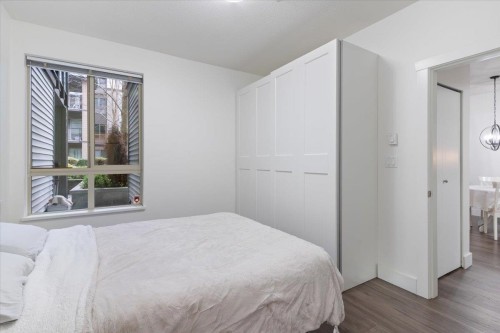 112-7478 Byrnepark Walk, Burnaby, BC - Indoor Photo Showing Bedroom