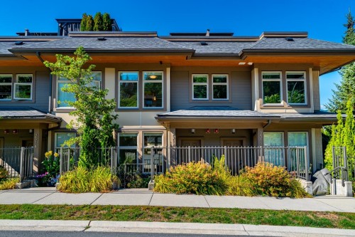 2316 St. Andrews Street  Port Moody, BC V3H 2A8