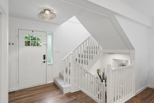 6650 Nelson Avenue, West Vancouver, BC - Indoor Photo Showing Other Room