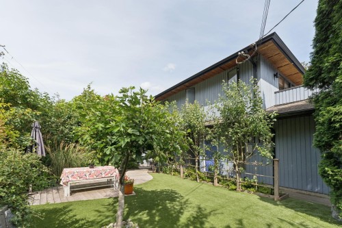 6650 Nelson Avenue, West Vancouver, BC - Outdoor With Balcony