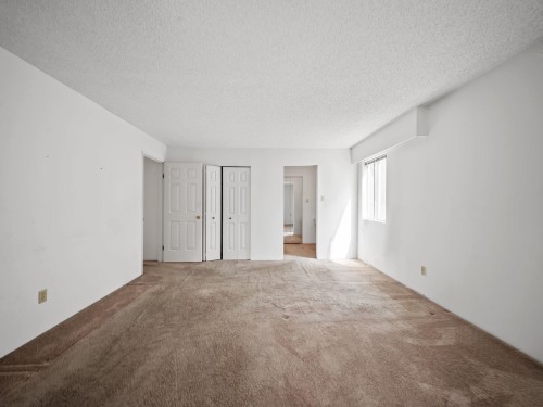 4237 Candlewood Drive, Richmond, BC - Indoor Photo Showing Other Room