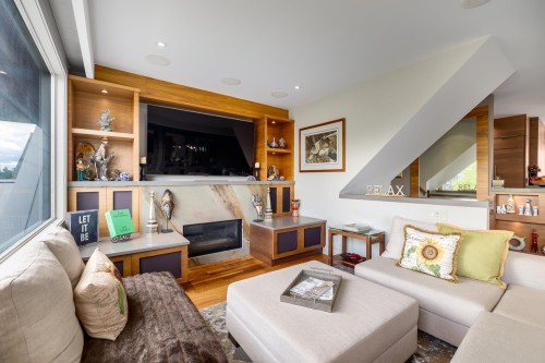 3242 1St Avenue W, Vancouver, BC - Indoor Photo Showing Living Room With Fireplace