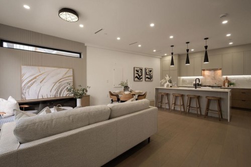 1-2282 8Th Avenue E, Vancouver, BC - Indoor