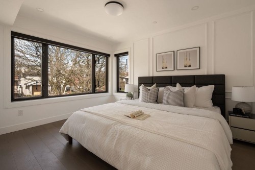 1-2282 8Th Avenue E, Vancouver, BC - Indoor Photo Showing Bedroom