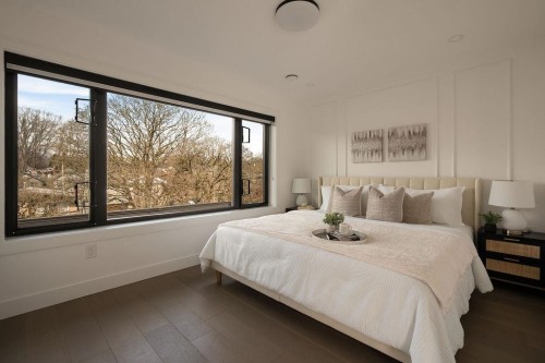 1-2282 8Th Avenue E, Vancouver, BC - Indoor Photo Showing Bedroom