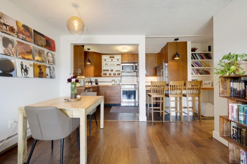 302-391 7Th Avenue E, Vancouver, BC - Indoor Photo Showing Dining Room