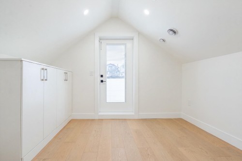 2972 Venables Street, Vancouver, BC - Indoor Photo Showing Other Room