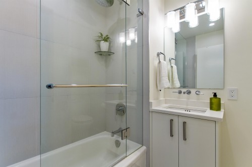 1829 13Th Avenue W, Vancouver, BC 