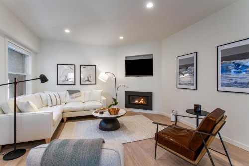1829 13Th Avenue W, Vancouver, BC 