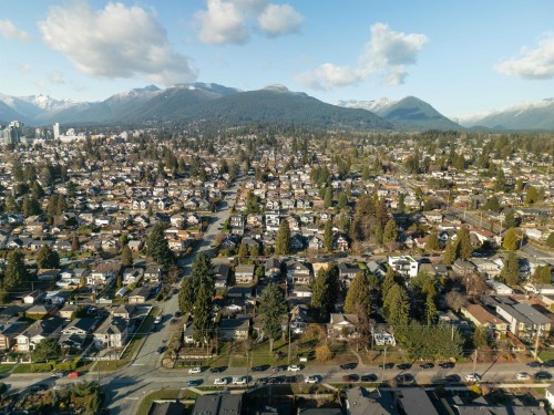 612 4Th Street E, North Vancouver, BC - Outdoor With View