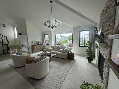 3337 Abbey Lane, Coquitlam, BC - Indoor Photo Showing Living Room With Fireplace