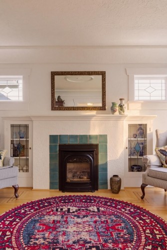 1955 8Th Avenue E, Vancouver, BC - Indoor Photo Showing Living Room With Fireplace