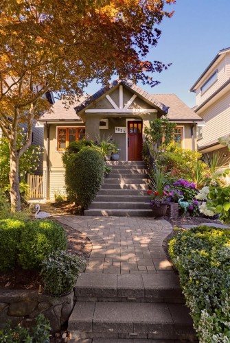 1955 8Th Avenue E, Vancouver, BC - Outdoor With Deck Patio Veranda