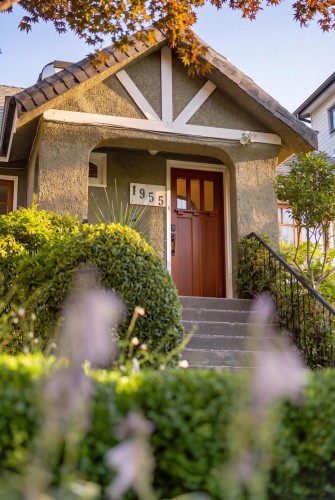 1955 8Th Avenue E, Vancouver, BC - Outdoor