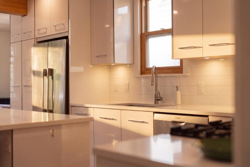 1955 8Th Avenue E, Vancouver, BC - Indoor Photo Showing Kitchen