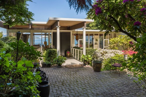 7145 Cliff Road, West Vancouver, BC - Outdoor