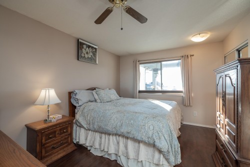 1038 Walls Avenue, Coquitlam, BC - Indoor Photo Showing Bedroom