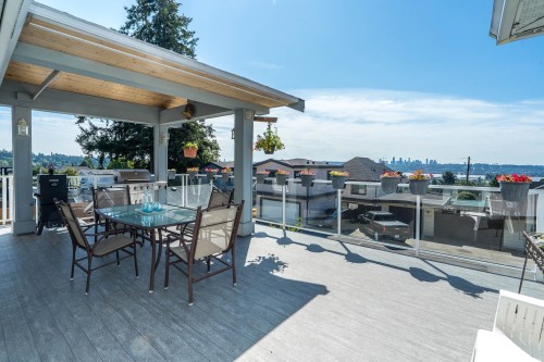 1038 Walls Avenue, Coquitlam, BC - Outdoor With Deck Patio Veranda