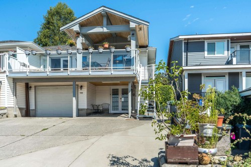 1038 Walls Avenue, Coquitlam, BC - Outdoor With Facade