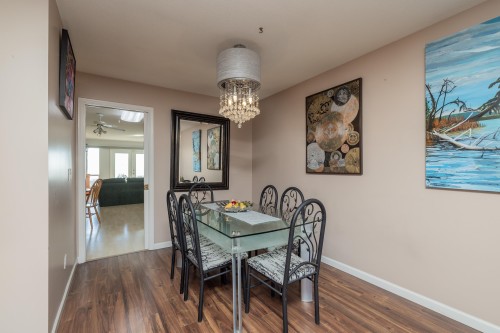 1038 Walls Avenue, Coquitlam, BC - Indoor Photo Showing Dining Room