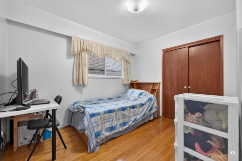 1828 Parker Street, Vancouver, BC - Indoor Photo Showing Bedroom