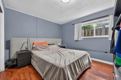 1828 Parker Street, Vancouver, BC - Indoor Photo Showing Bedroom