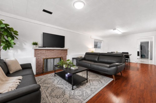1828 Parker Street, Vancouver, BC - Indoor Photo Showing Living Room With Fireplace