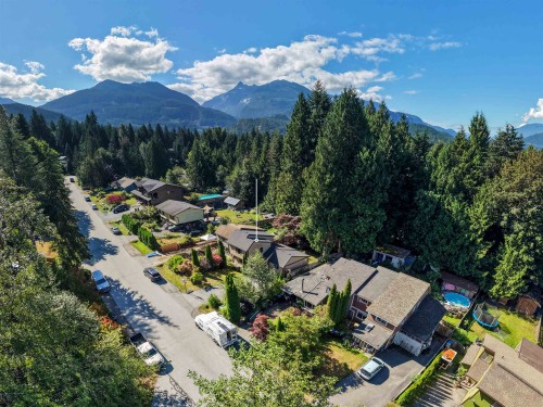 2655 Rhum & Eigg Drive, Squamish, BC - Outdoor With View