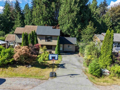 2655 Rhum & Eigg Drive, Squamish, BC - Outdoor