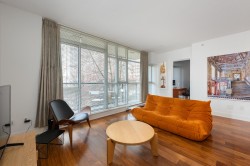303-988 Richards Street  Vancouver, BC V6B 8R2
