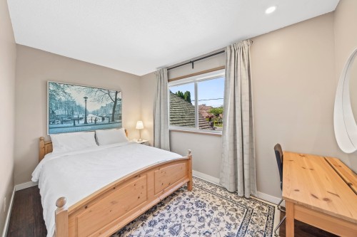 6546 Gibbons Drive, Richmond, BC - Indoor Photo Showing Bedroom