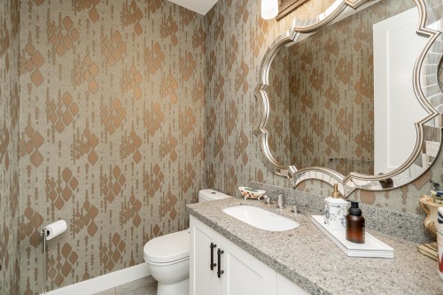 22 Heritage Peak Road, Port Moody, BC - Indoor Photo Showing Bathroom